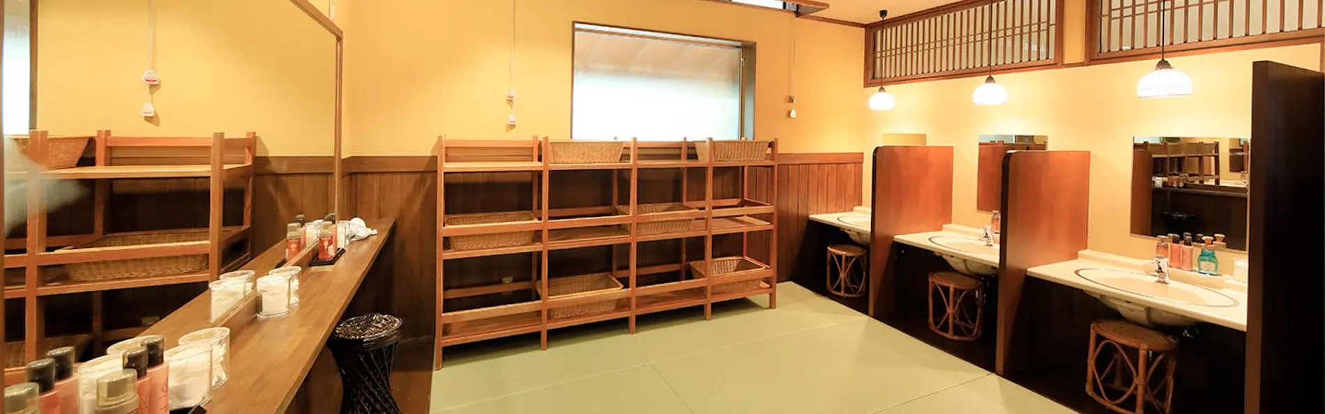 彩花亭時代屋