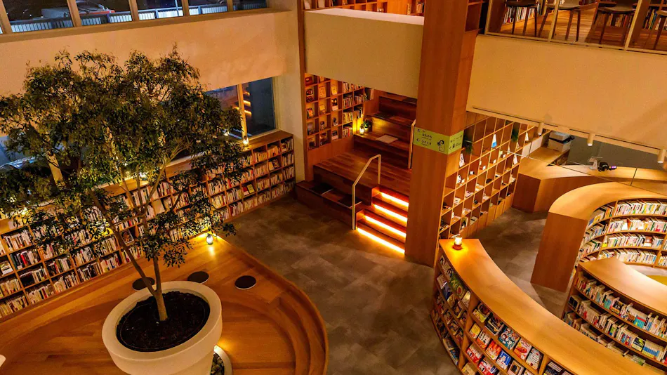 Neohas Book and Hotel