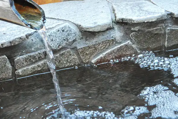 น้ำพุร้อน