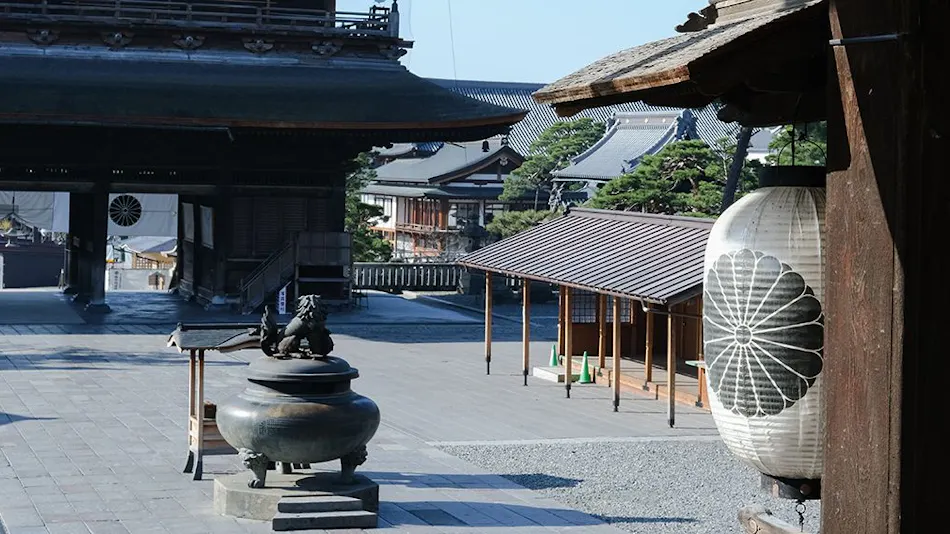 Shinshu Zenkoji Yakuoin