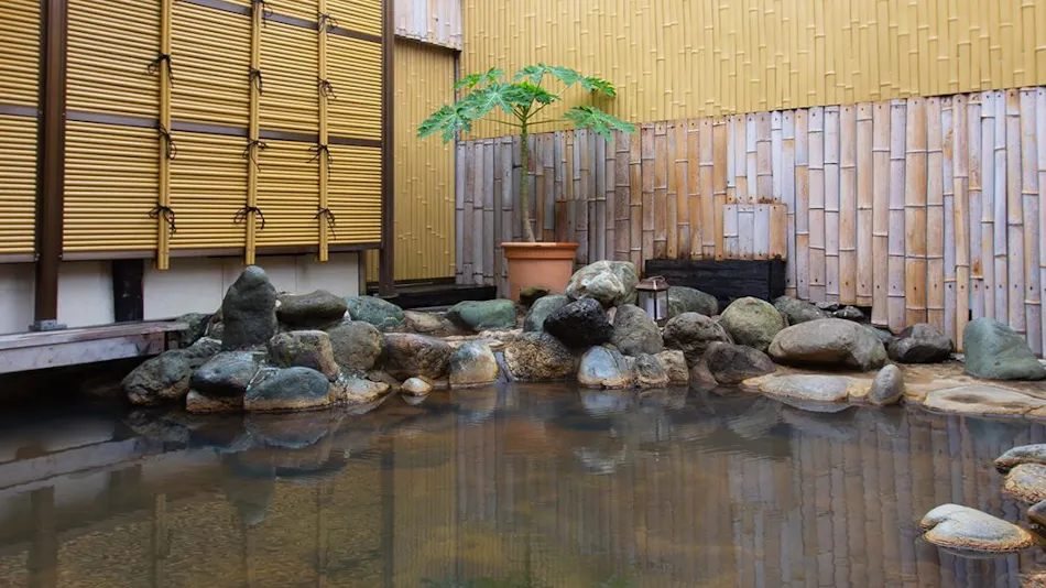 Shukusai "Yushokushomon" no Yado Ishirokan