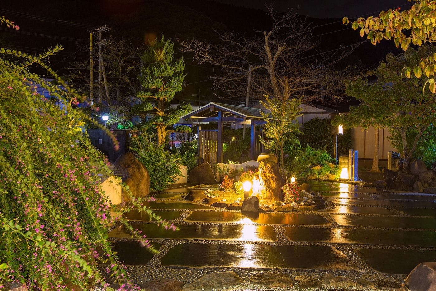 ทางเข้า