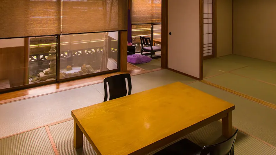 Shukusai "Yushokushomon" no Yado Ishirokan