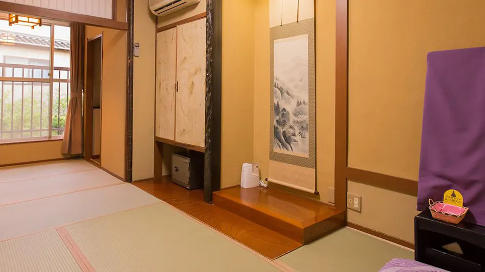 Shukusai "Yushokushomon" no Yado Ishirokan