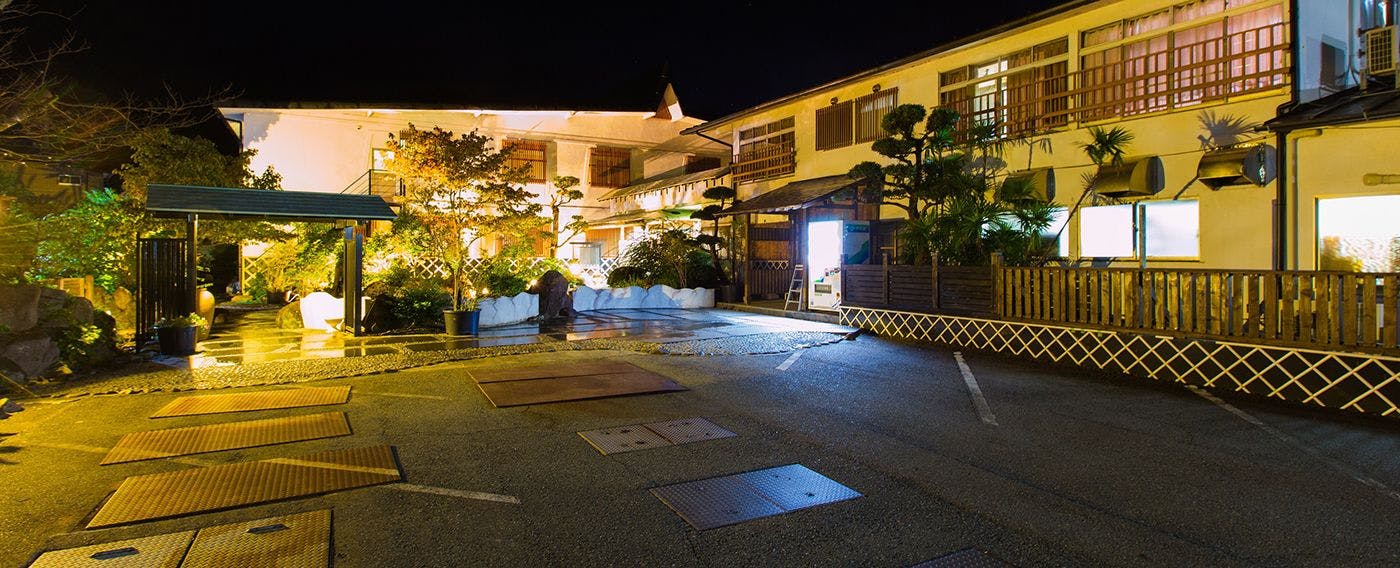 宿彩「湯食笑門」の宿　石廊館