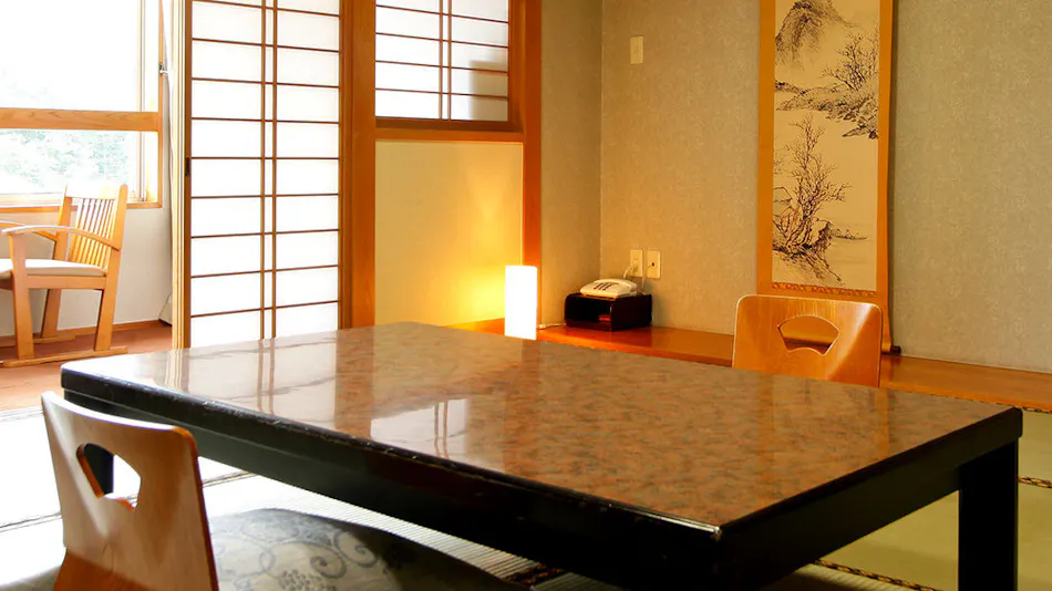 Yumura Onsen: Tomiya Inn with Private Hot Spring Source