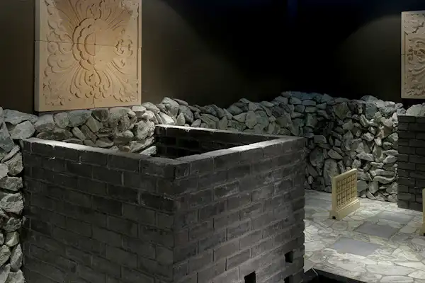 ซาวน่าหินร้อน