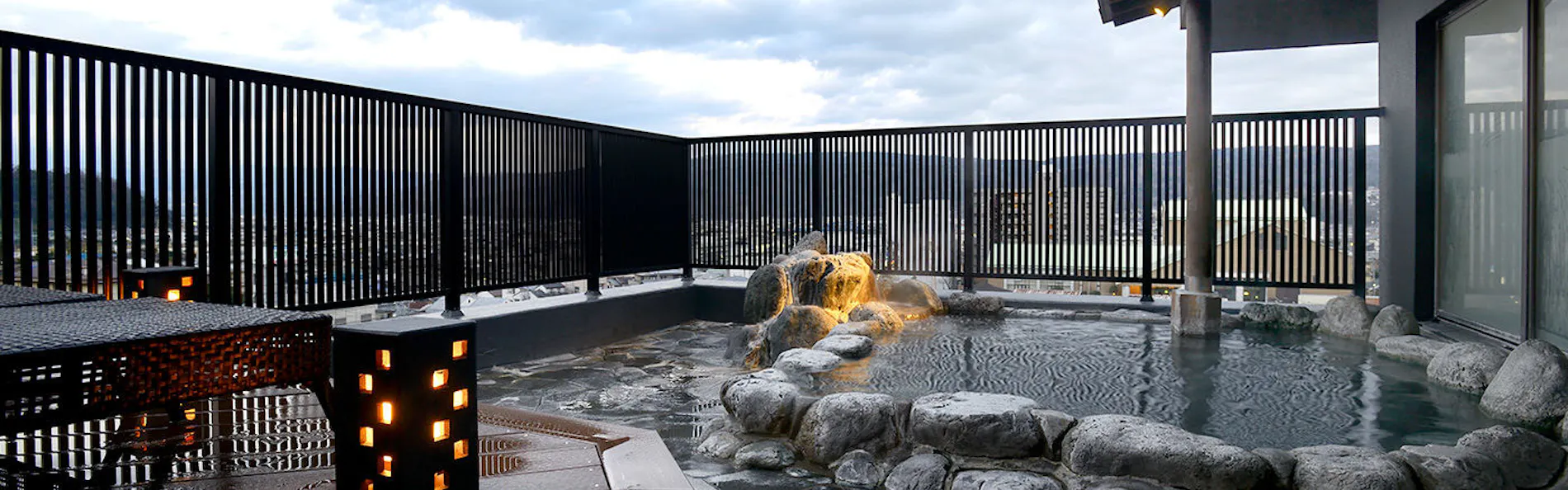 香湯楼井川 (KOUYUROU IKAWA)