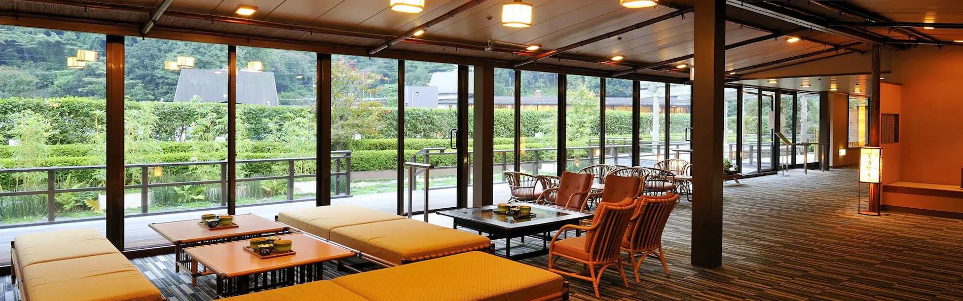 箱根湯本温泉 ホテルおかだ