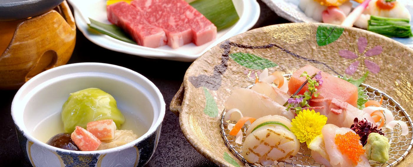 箱根湯本温泉 ホテルおかだ