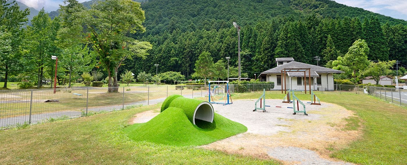 わんわんパラダイス 松阪（旧：松阪わんわんパラダイス 森のホテルスメール）