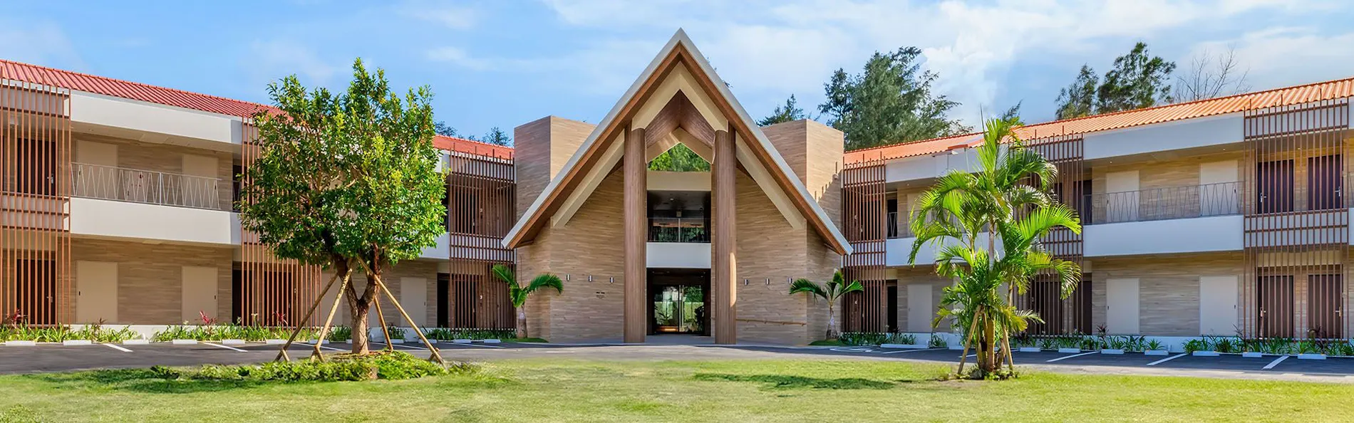 TWIN-LINE HOTEL YANBARU OKINAWA JAPAN