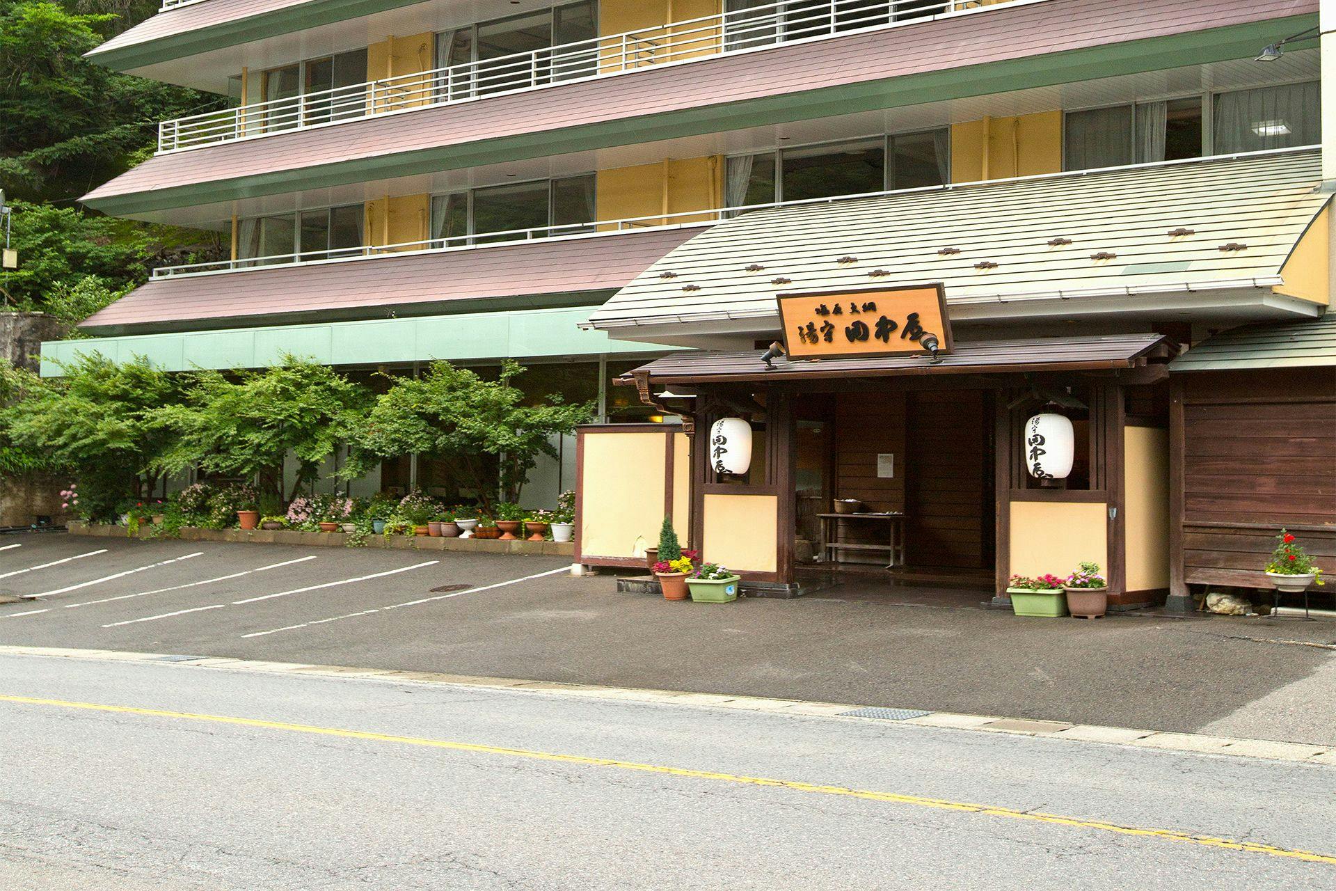 Tampilan luar bangunan