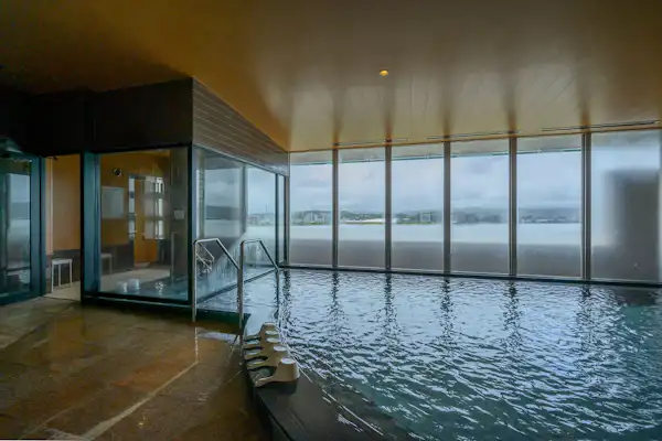 Pemandian umum besar