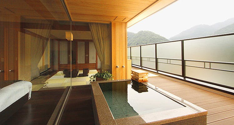 箱根湯本温泉の特別室 貴賓室のお部屋 貸切風呂ありの おすすめホテル 旅館 宿泊予約は 一休 Com 箱根湯本温泉の特別室 貴賓室のお部屋 貸切風呂ありの おすすめホテル 旅館 宿泊予約は 一休 Com