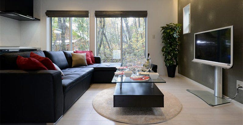 ふるさと納税 ブラックベアプロパティ 貸別荘 コテージ 宿泊補助券 100,000円分 長野県白馬村 ブラックベアプロパティ ベアーズロッジ 宿泊補助券 50,000円分