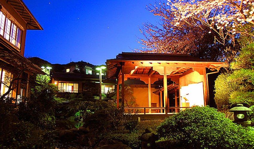 あたみ石亭別邸 桜岡茶寮 の空室状況を確認する 宿泊予約は 一休 Com あたみ石亭別邸 桜岡茶寮 の空室状況を確認する 宿泊予約は 一休 Com