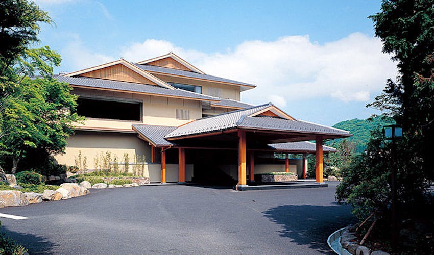 龍宮殿 の空室状況を確認する 宿泊予約は 一休 Com 龍宮殿 の空室状況を確認する 宿泊予約は 一休 Com