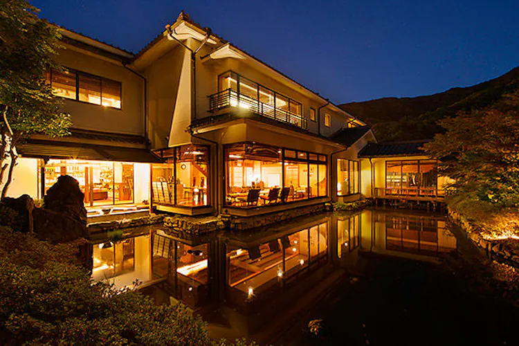 大地の彩 花月亭 の空室状況を確認する 宿泊予約は 一休 Com 大地の彩 花月亭 の空室状況を確認する 宿泊予約は 一休 Com