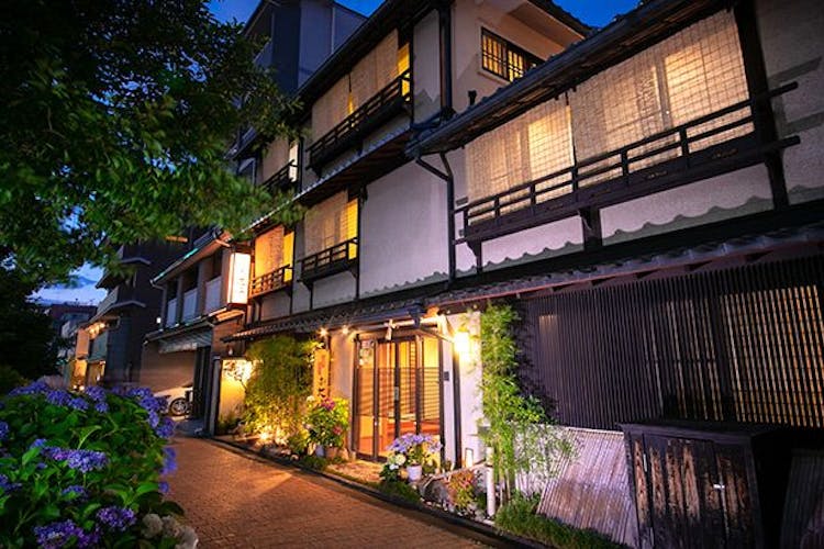 京の宿 北海館 お花坊 の空室状況を確認する 宿泊予約は 一休 Com 京の宿 北海館 お花坊 の空室状況を確認する 宿泊予約は 一休 Com