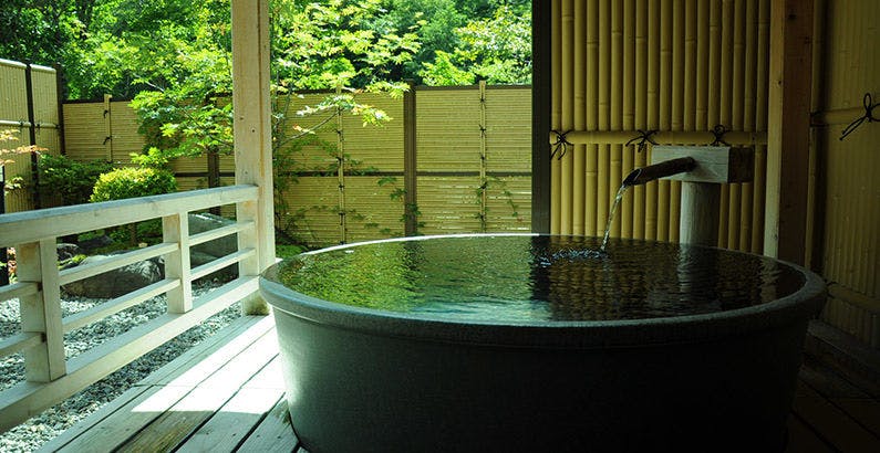 さわんど温泉 梓湖畔の湯 近い宿 宿泊予約は 一休 Com