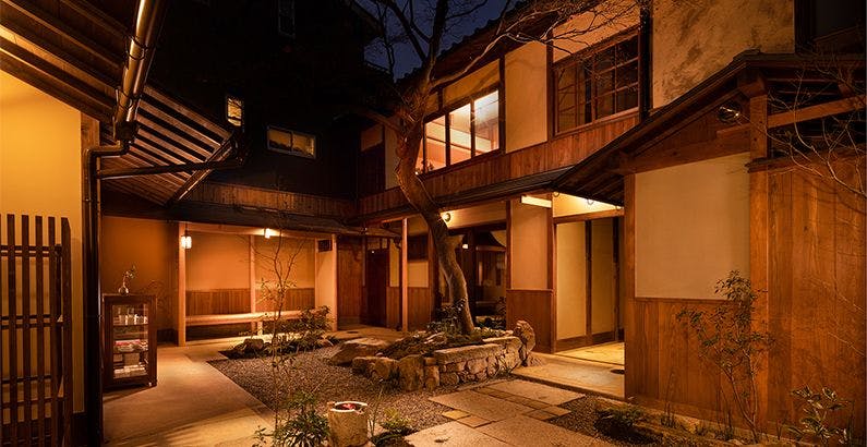 紡 河原町二条を見た人におすすめの近い宿 バストイレ別のお部屋 選 宿泊予約は 一休 Com