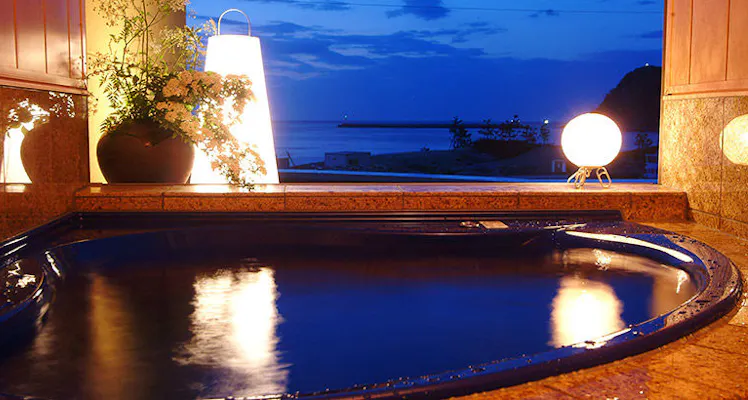 城崎温泉のお風呂から景色のお部屋 温泉ありの 高級ホテル 旅館 お得に宿泊予約 Yahoo トラベル 城崎温泉のお風呂から景色のお部屋 温泉ありの 高級ホテル 旅館 お得に宿泊予約 Yahoo トラベル