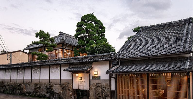 ふるさと納税 NIPPONIA HOTEL 伊賀上野 城下町 レストラン〈ルアン〉ディナー全7品ペアチケット 三重県伊賀市 ふるさと納税NIPPONIA HOTEL 伊賀上野 城下町