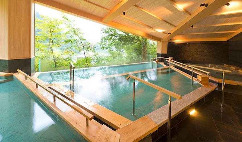 黒部 宇奈月温泉 やまのは の空室状況を確認する 宿泊予約は 一休 com