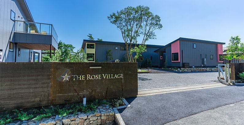 THE ROSE VILLAGE