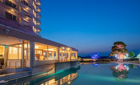 南紀白浜温泉の宿で ガーデンプール をご紹介 最上のひとときをどうぞ 一休 Com 南紀白浜温泉の宿で ガーデンプール をご紹介 最上のひとときをどうぞ 一休 Com