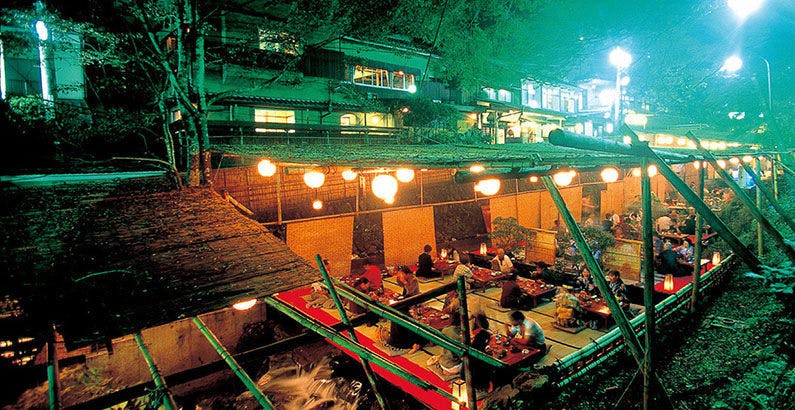 貴船の宿で 川床料理 をご紹介 最上のひとときをどうぞ 一休 Com 貴船の宿で 川床料理 をご紹介 最上のひとときをどうぞ 一休 Com