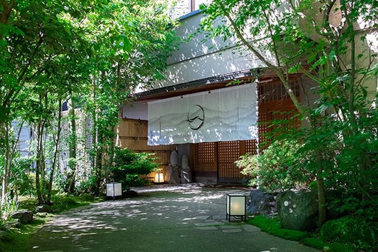 万葉の里 白雲荘 の空室状況を確認する 宿泊予約は 一休 Com 万葉の里 白雲荘 の空室状況を確認する 宿泊予約は 一休 Com