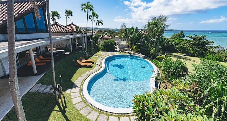 沖縄の離れ コテージのお部屋 高級バケーションレンタル 選 住むように滞在する新しい旅の形 高級貸別荘の宿泊予約は 一休 Com 沖縄の離れ コテージのお部屋 高級バケーションレンタル 選 住むように滞在する新しい旅の形 高級貸別荘の宿泊予約は 一休 Com