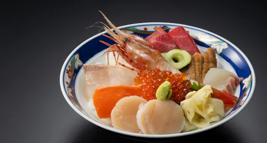海の恵みを味わう!ガーデンダイニング環樂「海の幸丼」付きプラン/2食付