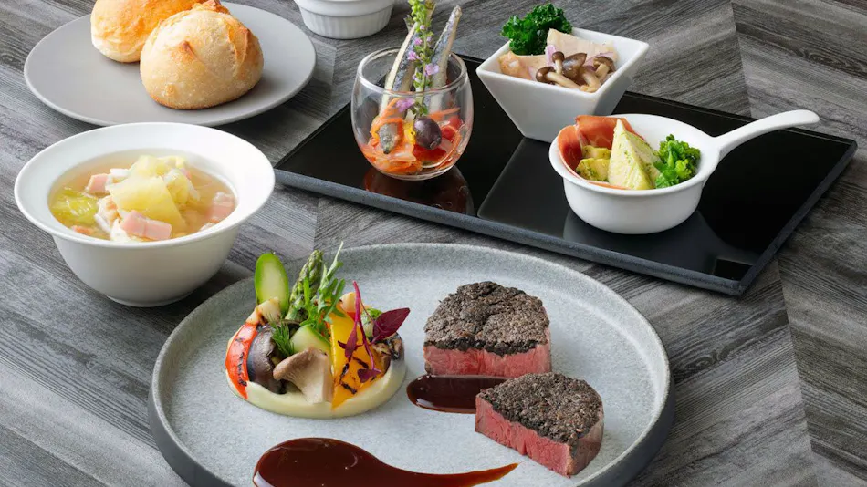 The Yokohama Bay Hotel Tokyu