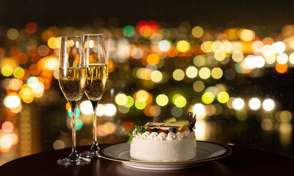 リーガロイヤルホテル小倉 大切な記念日に ケーキ シャンパン 26 27階タワーフロア 28階の特別朝食付 26 27階 タワーフロア ツイン 30平米 Yahoo トラベル