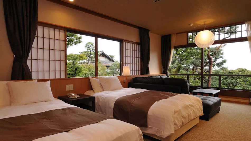 Atami Taikanso, a Ryokan Associated with Yokoyama Taikan