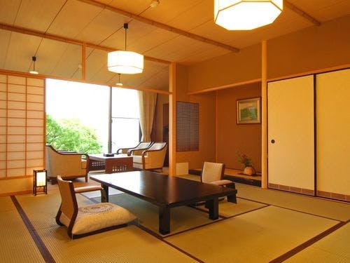 【南別館一例】