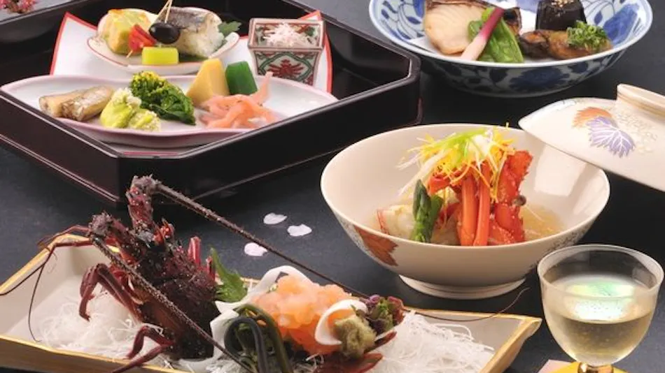 Atami Taikanso, a Ryokan Associated with Yokoyama Taikan