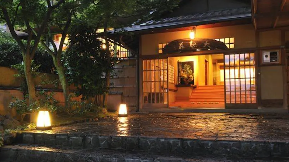 Atami Taikanso, a Ryokan Associated with Yokoyama Taikan