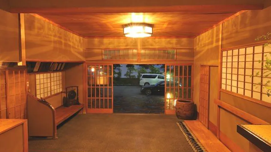 Atami Taikanso, a Ryokan Associated with Yokoyama Taikan