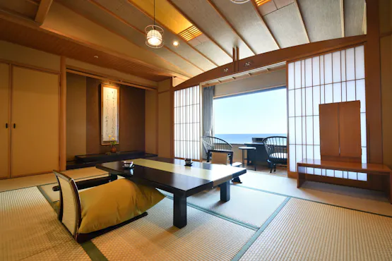 Bilik Standard Gaya Jepun (10 tatami)