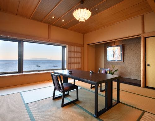 和室スイート（12.5帖＋リビングルーム）