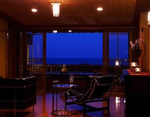 プライベートガゼボ「波まくら」