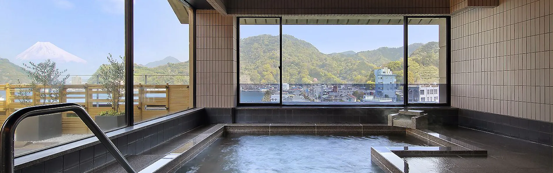 伊豆・三津浜温泉 松濤館