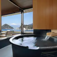 半露天風呂付特別室「月」