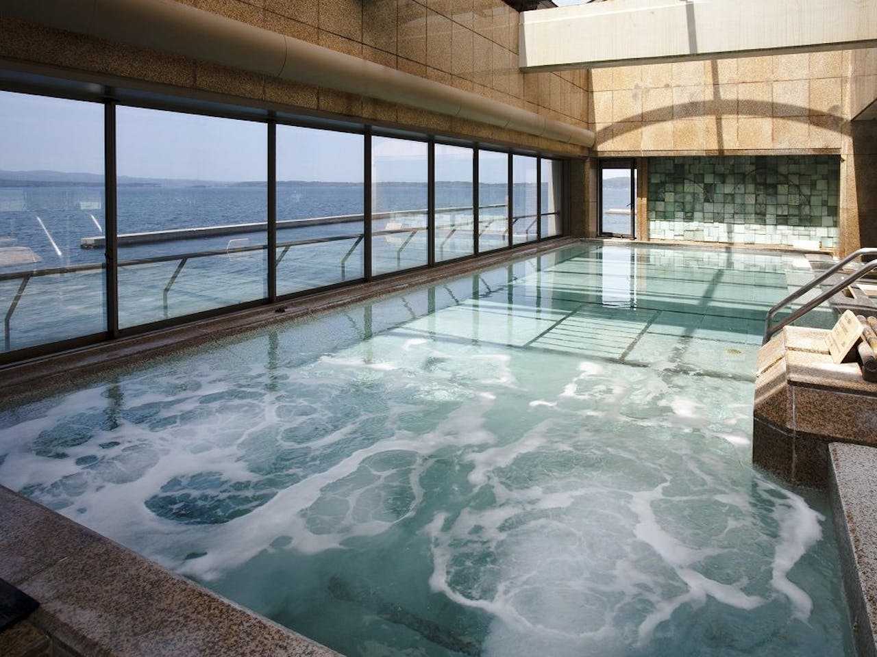 男性大浴場　野天風呂