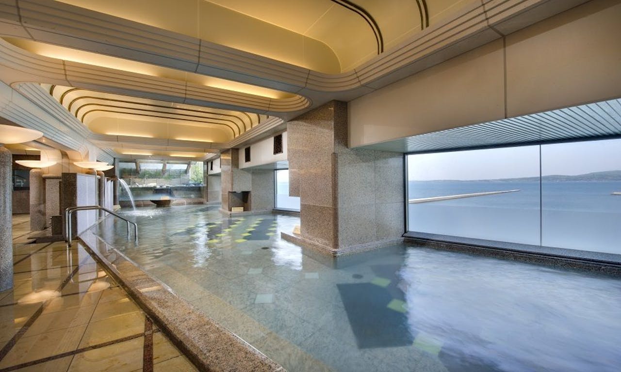 女性大浴場「辨天の湯」