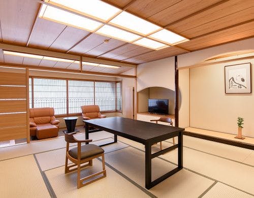 B【本館/54平米～】和室＋檜の源泉内風呂付